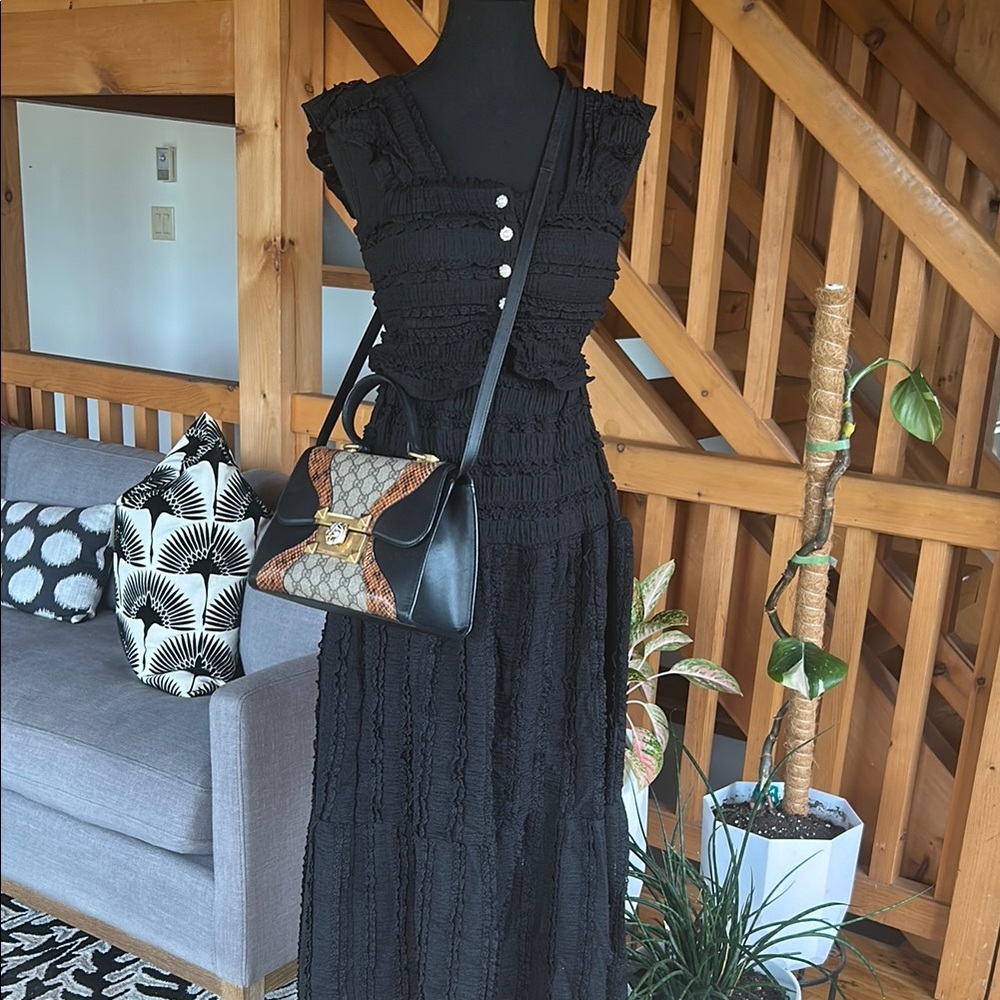 Black Skirt Set - Picture 11 of 12